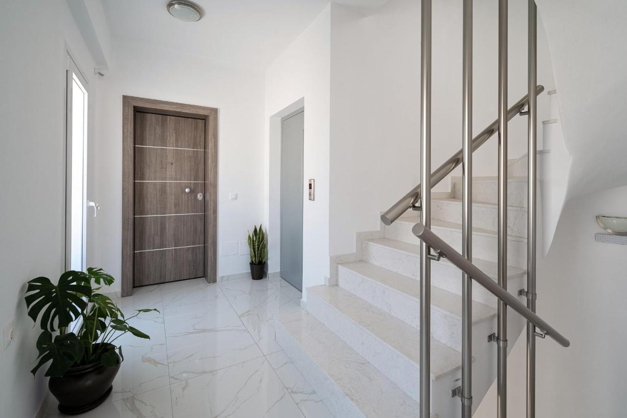 Amersa Luxury Apartments Ираклион Экстерьер фото